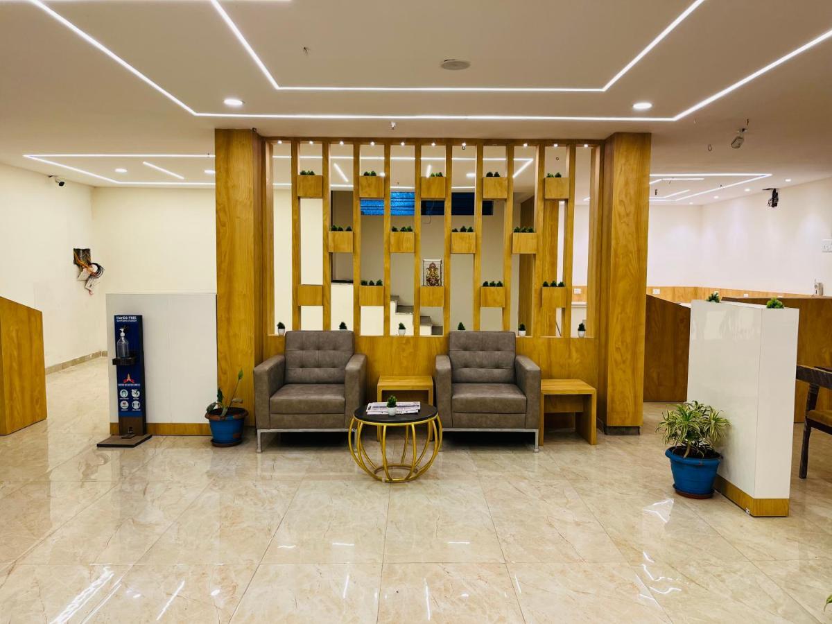 Hotel Plaza Hyderabad Airport Zone Shamshabad Exterior foto